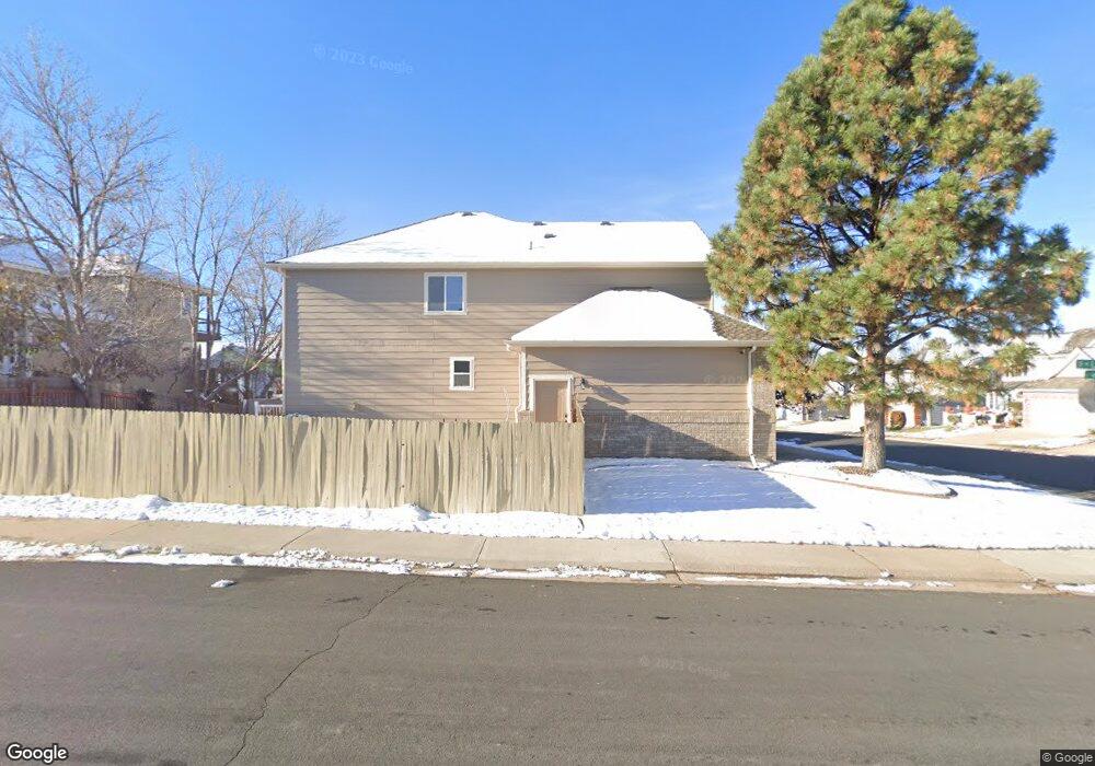 18907 E Low Cir, Aurora, CO 80015 - photo 1