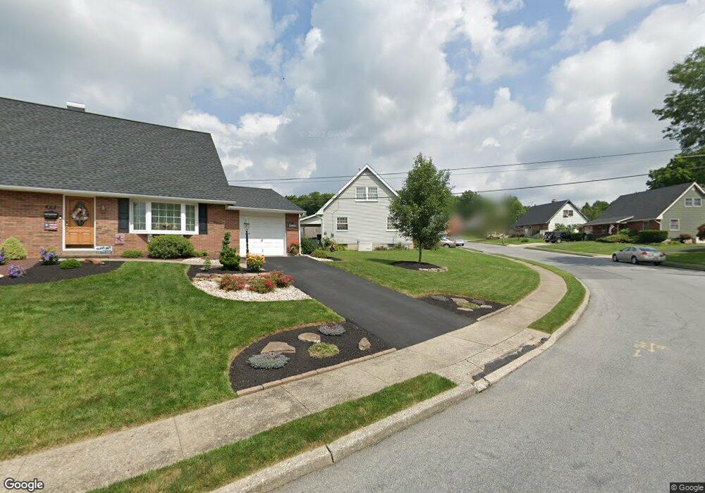 3154 Birch Cir E, Whitehall, PA 18052 - photo 1