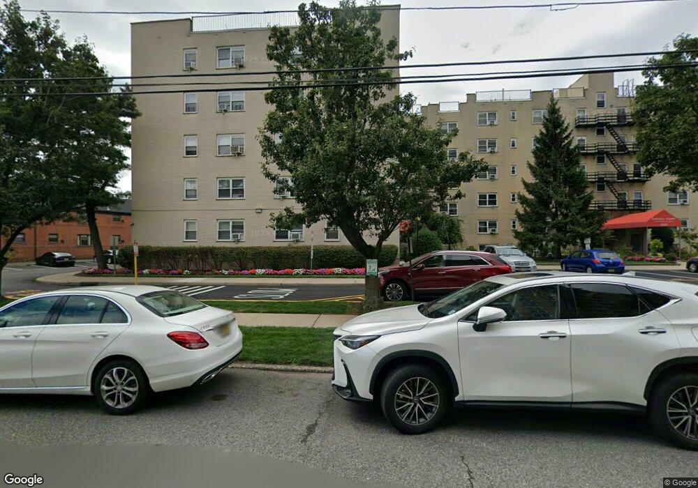 2195 N Central Rd unit 5E, Fort Lee, NJ 07024 - photo 1