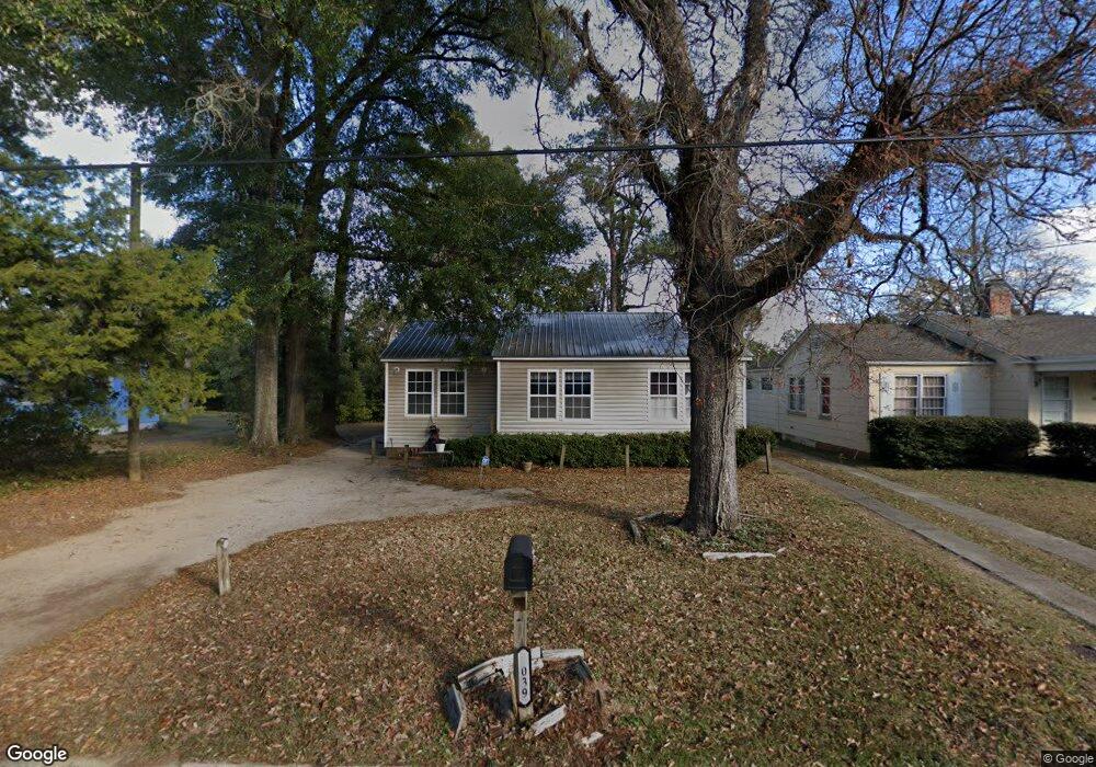 1039 Wisteria Dr, Bainbridge, GA 39819 - photo 1