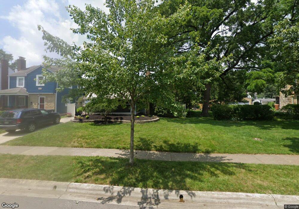 925 Vernon Rd, Columbus, OH 43209 - photo 1