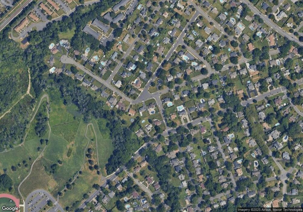 123 Conger Way, Clark, NJ 07066 - photo 1