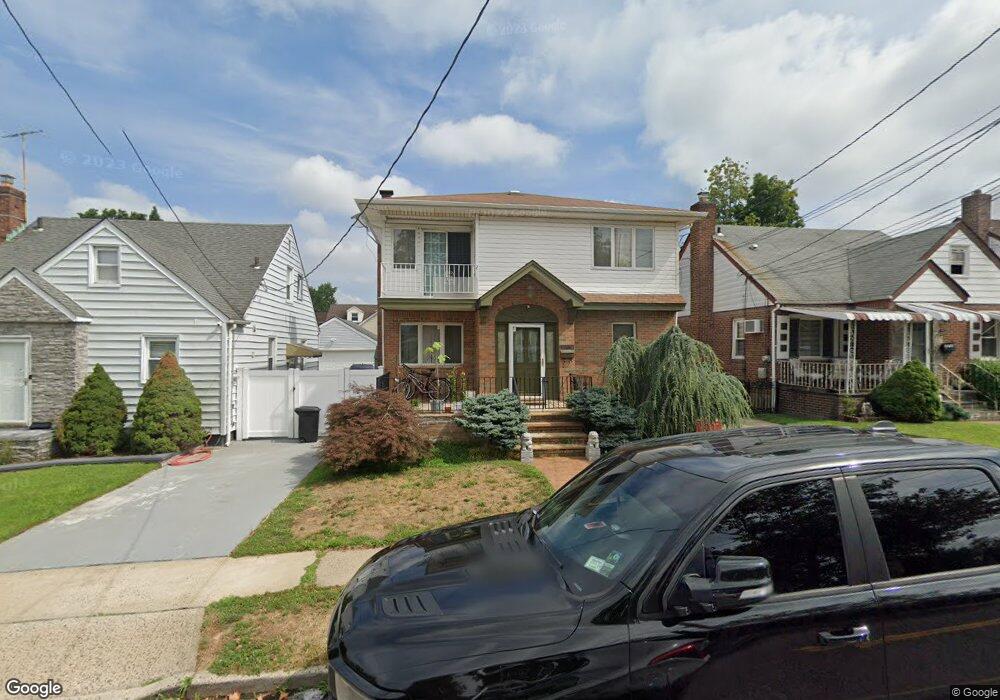 1054 Esther St, Franklin Square, NY 11010 - photo 1