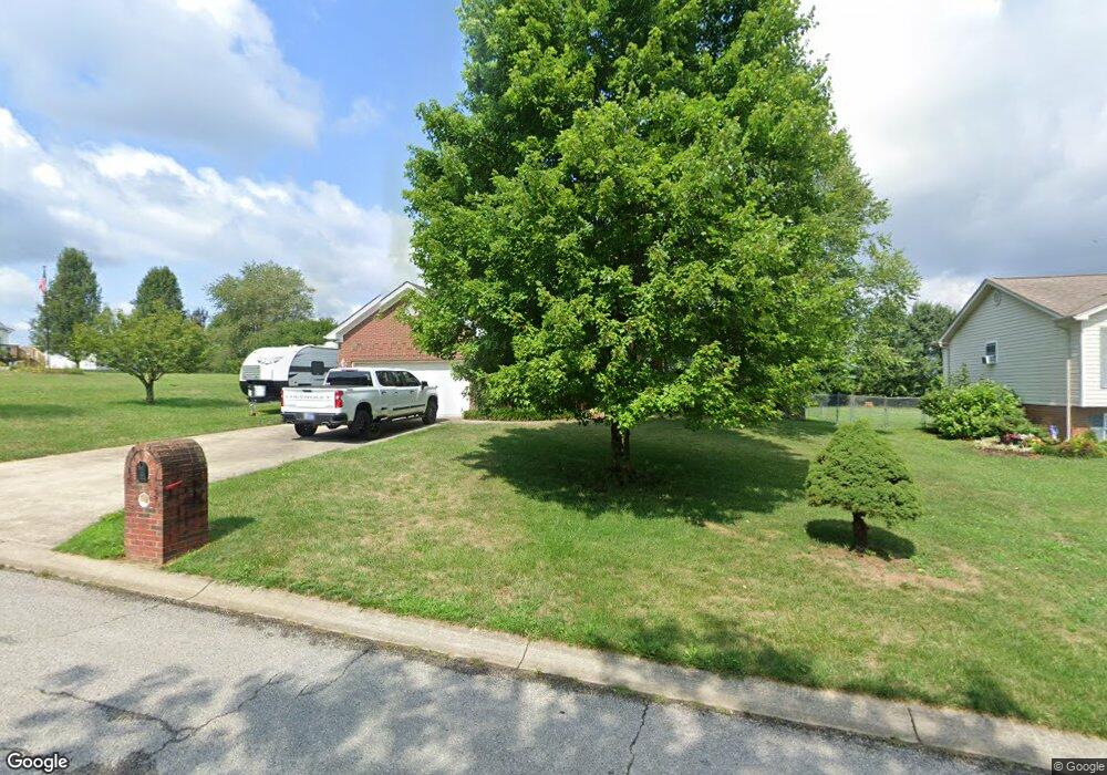 1979 Clearwater Dr, Lawrenceburg, KY 40342 - photo 1