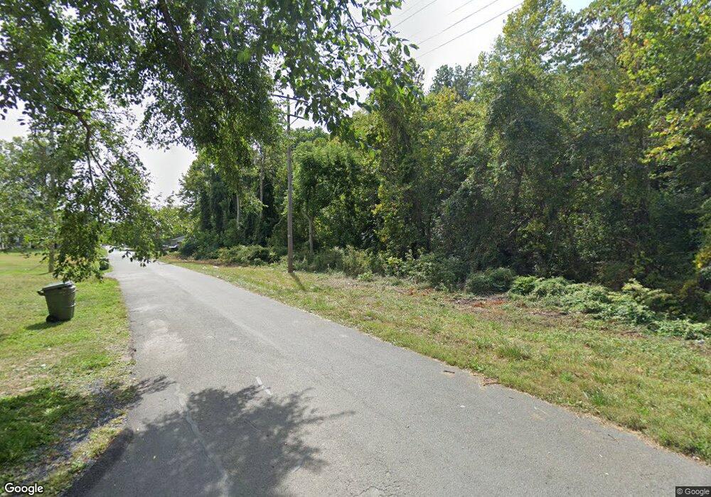 1408 10th St, Waynesboro, VA 22980 - photo 1