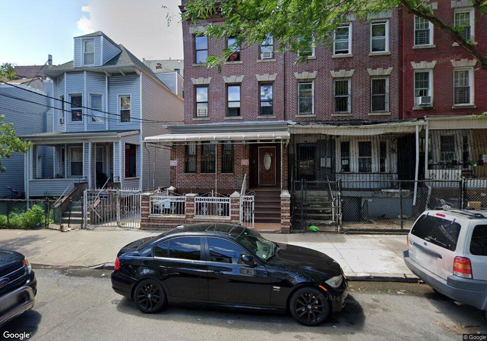 2665 Briggs Ave, Bronx, NY 10458 - photo 1