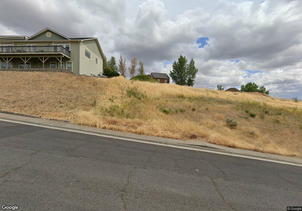806 N Main St, Pendleton, OR 97801 - photo 1