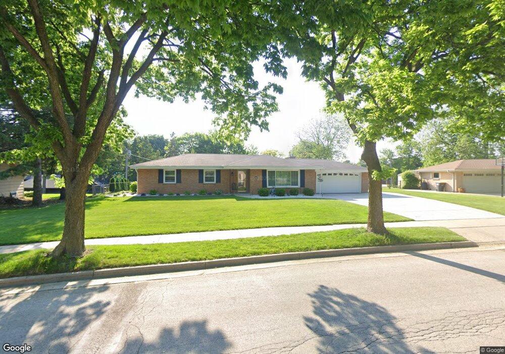 1912 Ramona Rd, Waukesha, WI 53186 - photo 1