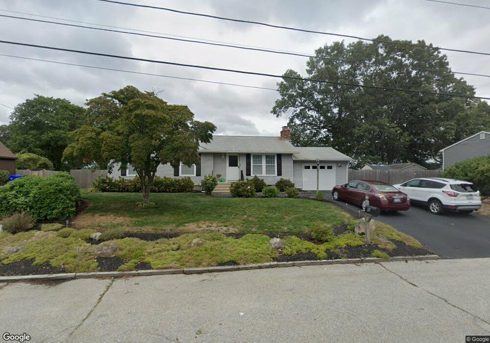 40 Robin Ln, West Warwick, RI 02893 - photo 1