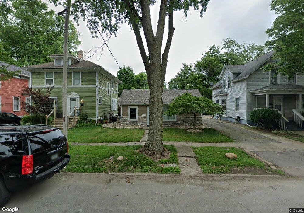 207 E Jefferson Ave, La Porte, IN 46350 - photo 1