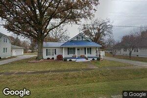 125 S Park St, Hoyleton, IL 62803