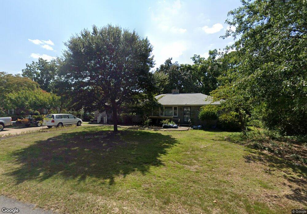 921 Mohawk Dr, West Columbia, SC 29169 - photo 1