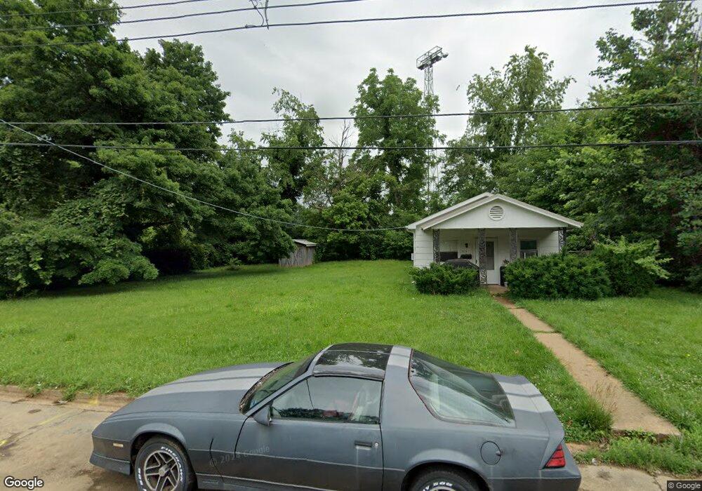 515 Virginia St, Farmington, MO 63640 - photo 1