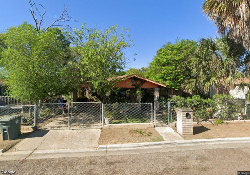 304 E Price St, Laredo, TX 78040 - photo 1
