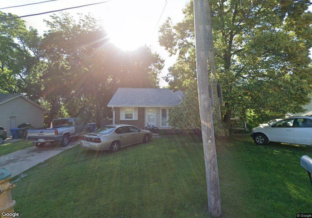 2141 SE 9th St, Des Moines, IA 50315 - photo 1