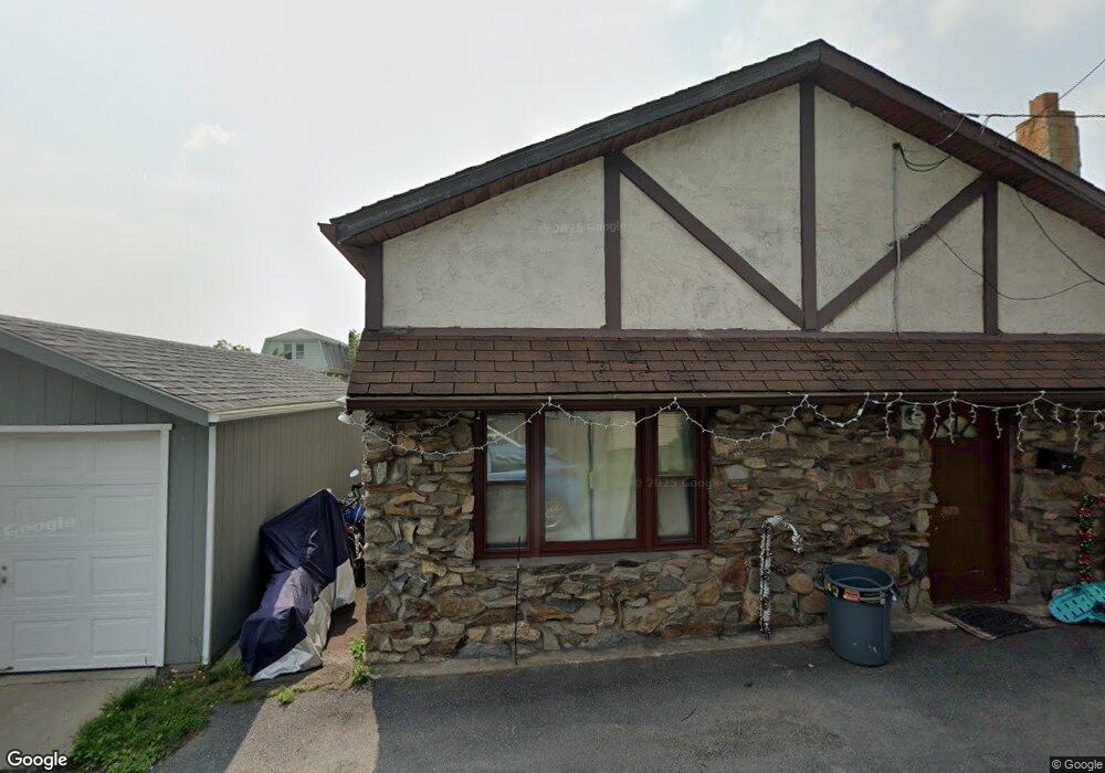 534 N Scott Ct, Hazleton, PA 18201 - photo 1