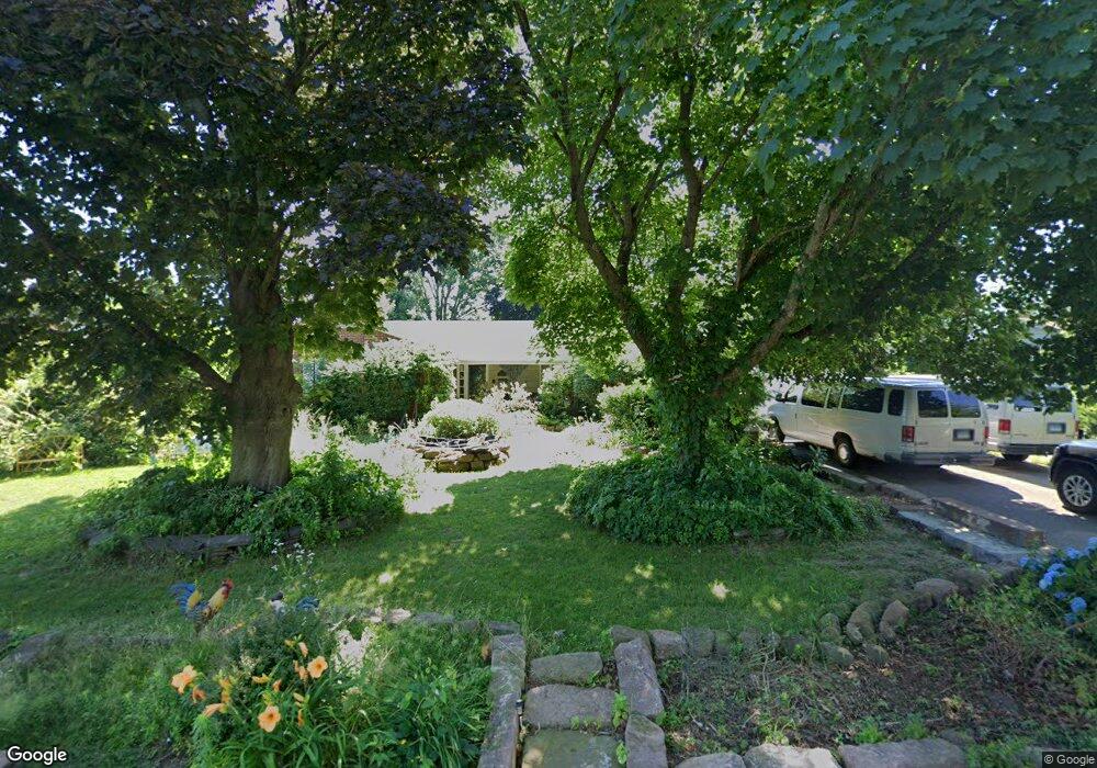 82 Pond Side Dr, Wethersfield, CT 06109 - photo 1