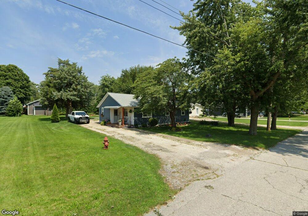 907 E 8th St, Fowler, IN 47944 - photo 1