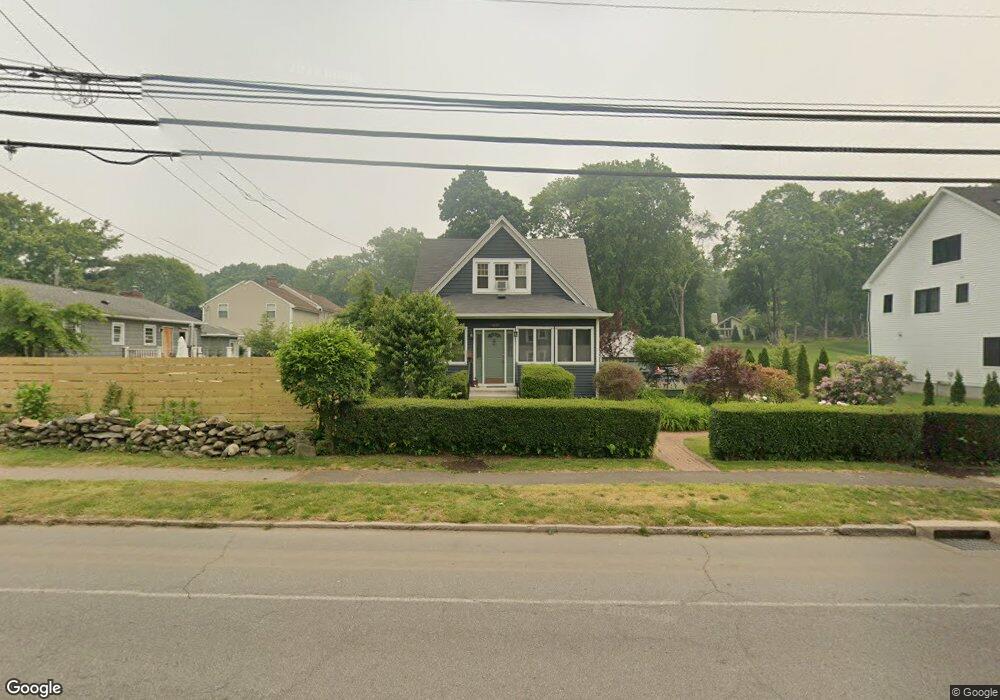 956 Mill Plain Rd, Fairfield, CT 06824 - photo 1