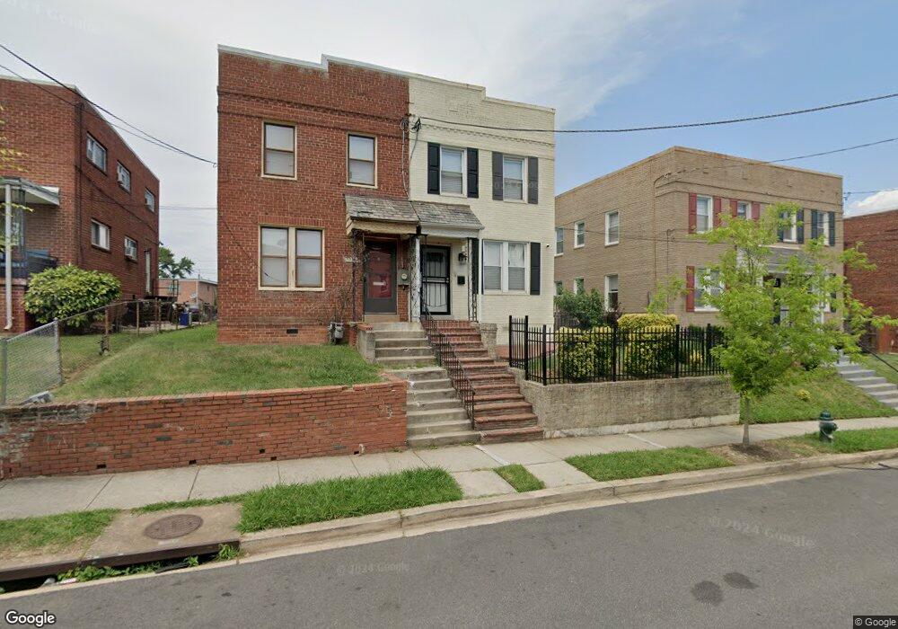 5338 Ames St NE, Washington, DC 20019 - photo 1