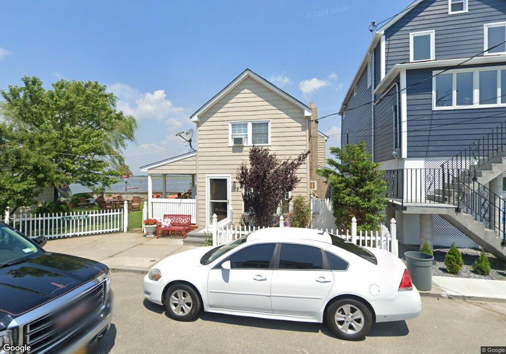 79 W 18th Rd, Broad Channel, NY 11693 - photo 1