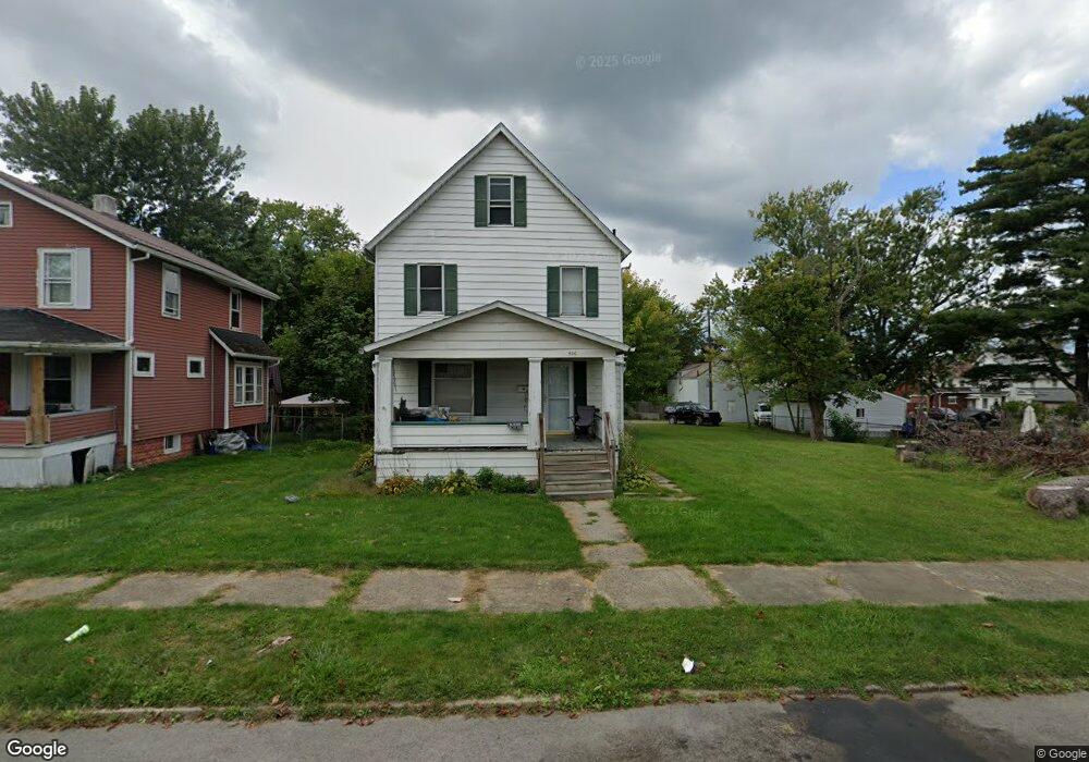 500 Spruce Ave, Sharon, PA 16146 - photo 1