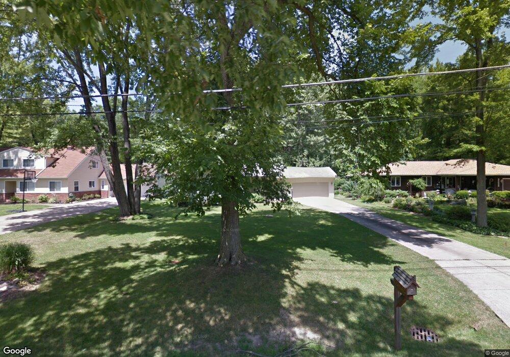 26712 Cranage Rd, Olmsted Falls, OH 44138 - photo 1