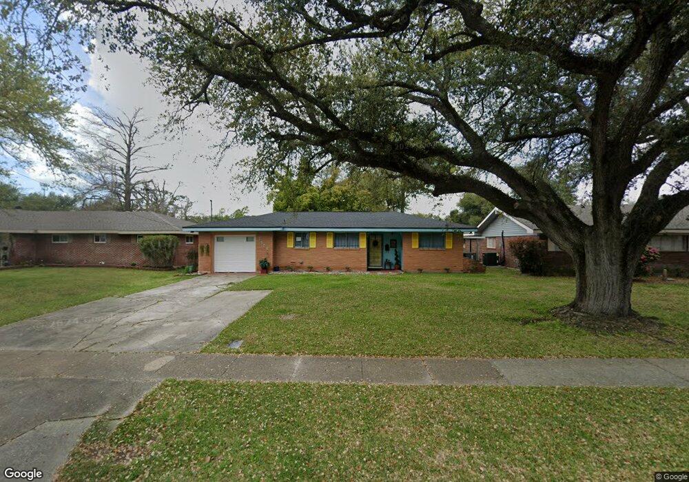2406 5th Ave, Lake Charles, LA 70601 - photo 1