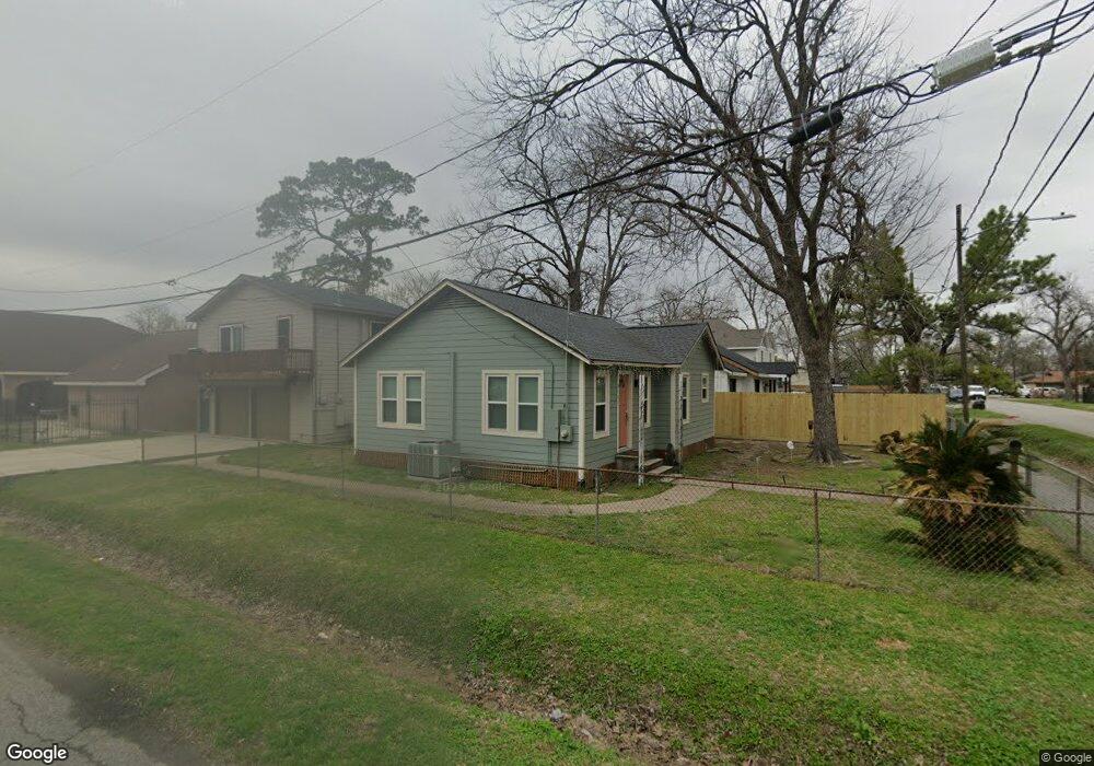 8101 Roswell St unit 8101A, Houston, TX 77022 - photo 1