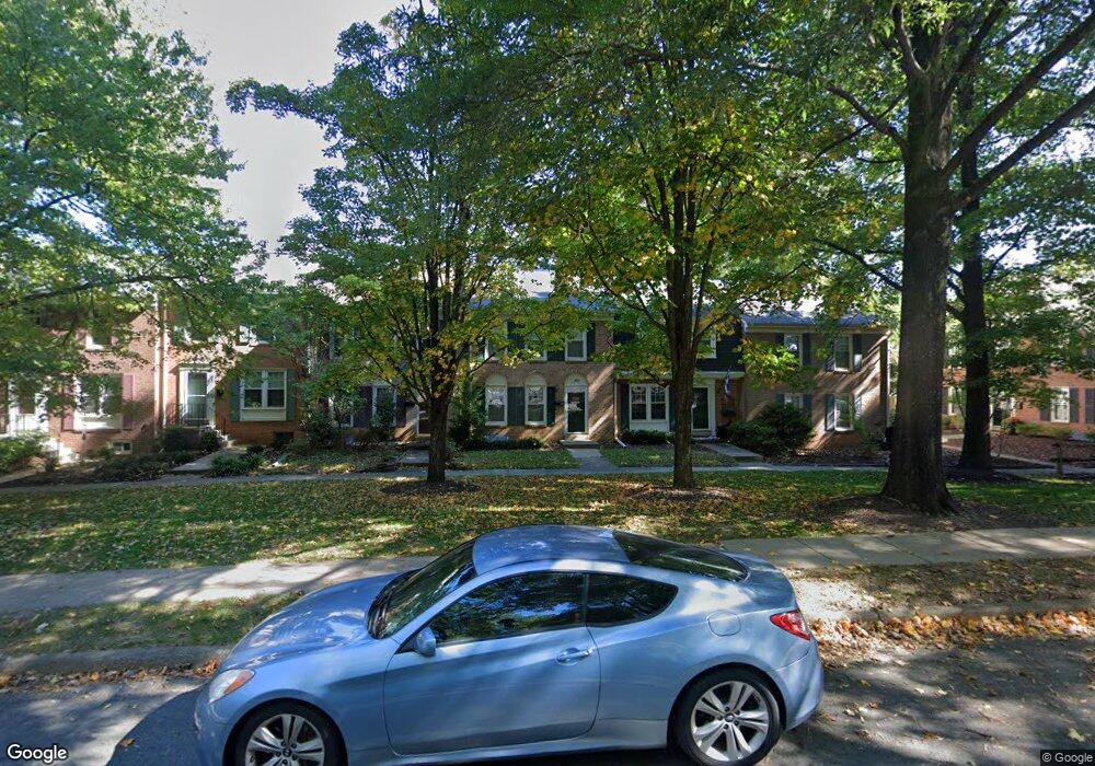 11925 Travistock Ct, Reston, VA 20191 - photo 1