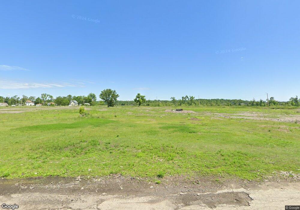 1605 5th St NW, Cedar Rapids, IA 52405 - photo 1