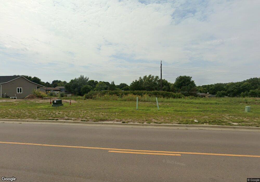 1109 S Foss Ave, Sioux Falls, SD 57110 - photo 1