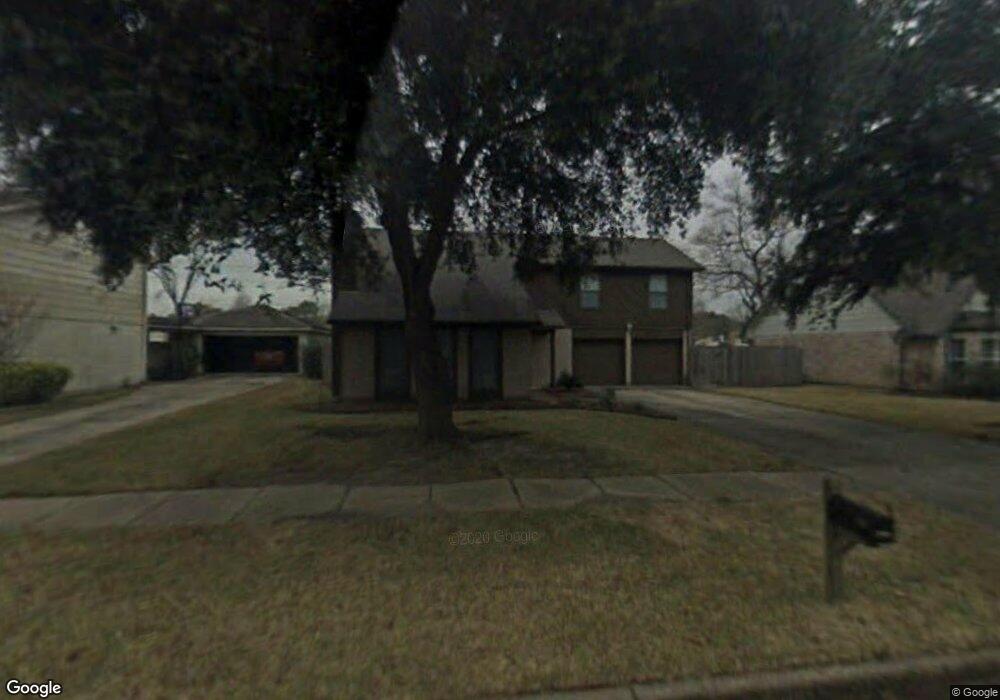 8207 Town Creek Dr, Houston, TX 77095 - photo 1