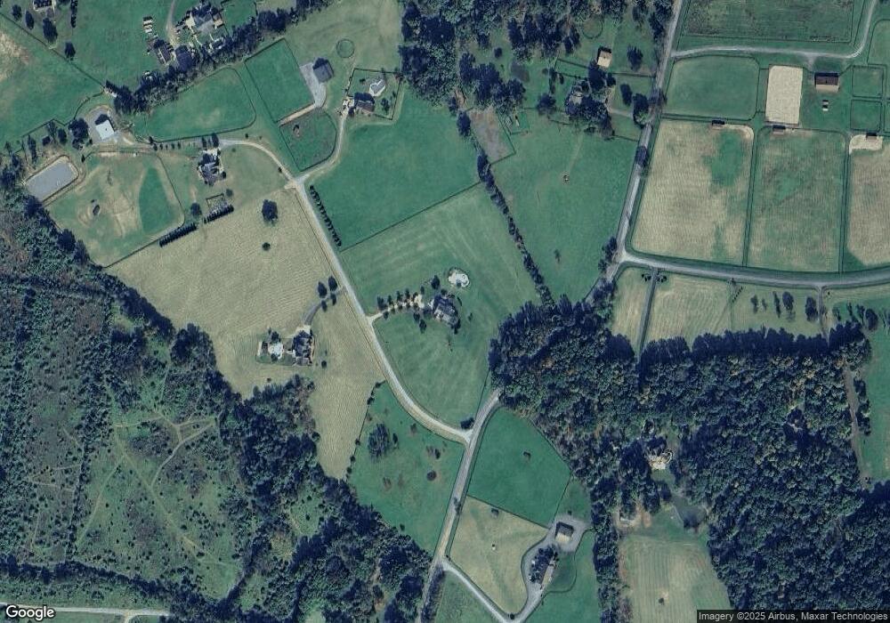 15976 Charter House Ln, Hillsboro, VA 20132 - photo 1