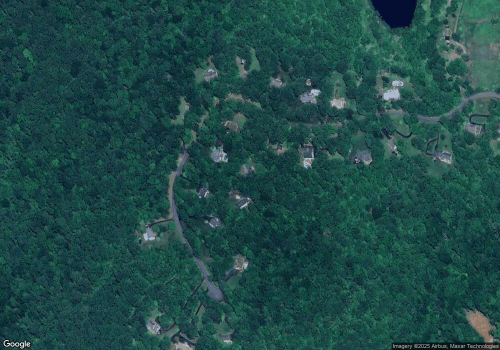 5877 Hunton Wood Dr, Broad Run, VA 20137 - photo 1