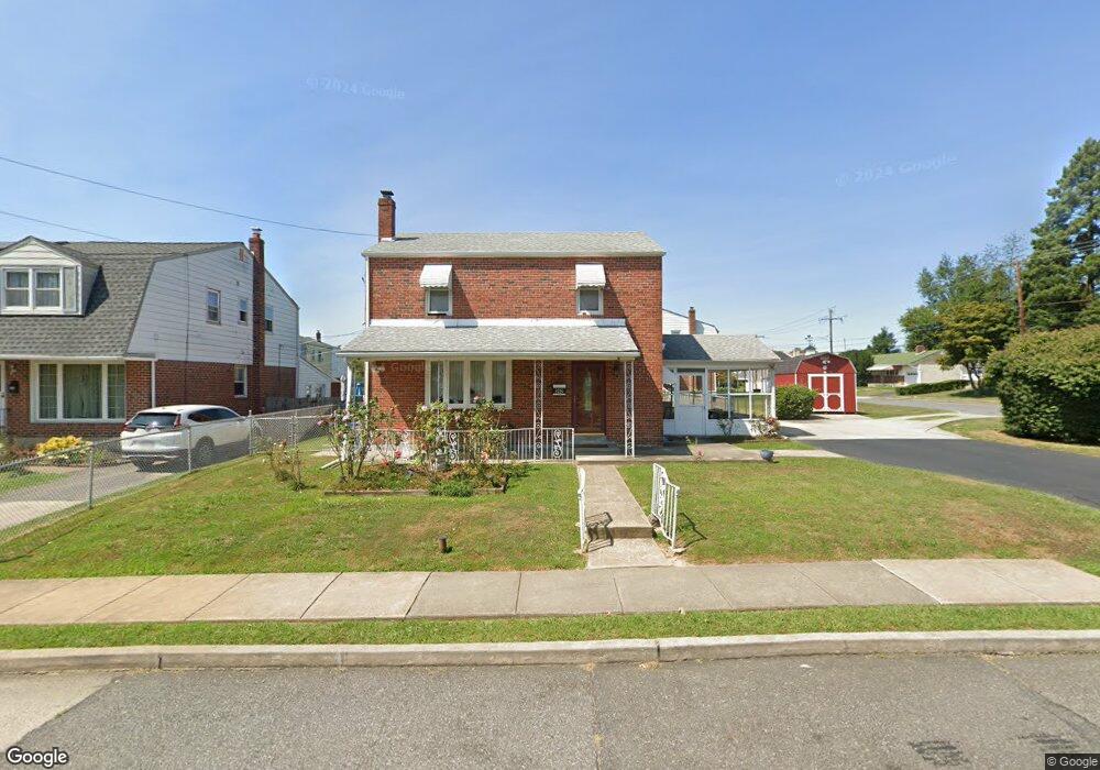 202 Gray St, Brookhaven, PA 19015 - photo 1