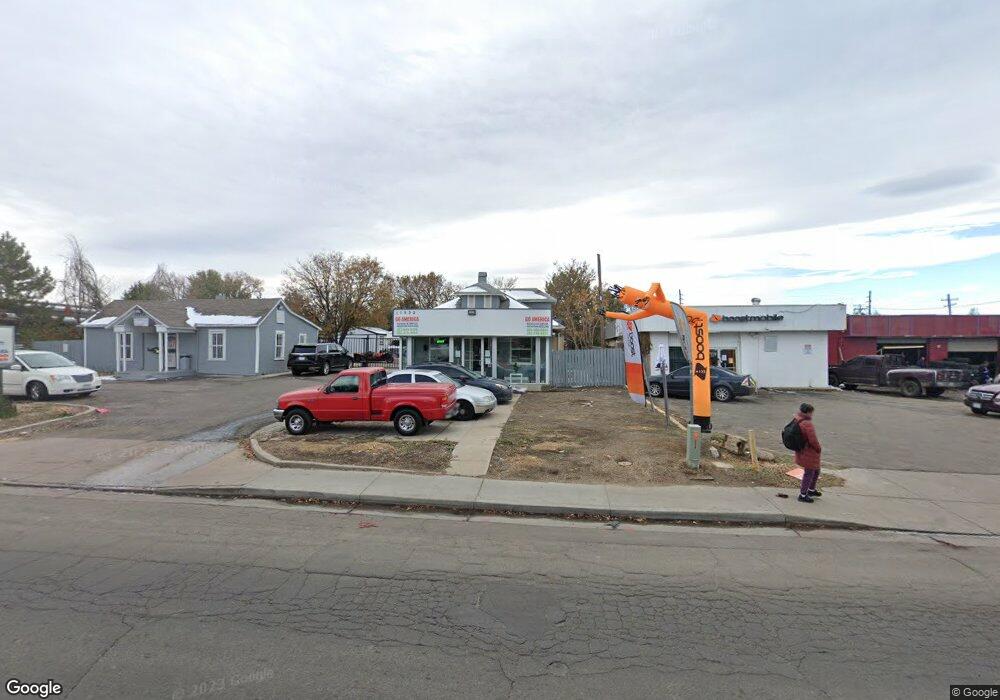 11530 E Colfax Ave, Aurora, CO 80010 - photo 1