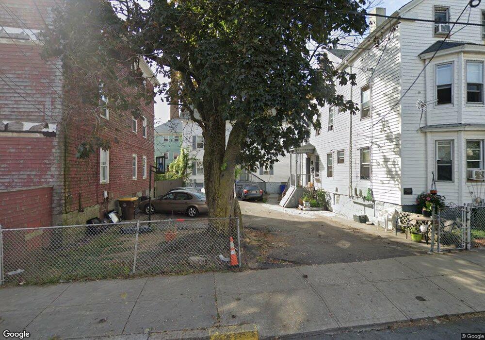 64 Tremont St unit 4, Fall River, MA 02720 - photo 1