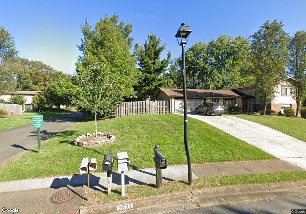 2531 Oakhampton Place, Herndon, VA 20171 - photo 1