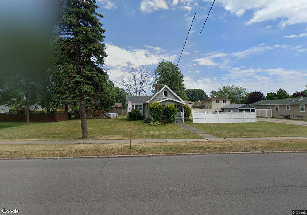 1183 Nash Rd, North Tonawanda, NY 14120 - photo 1