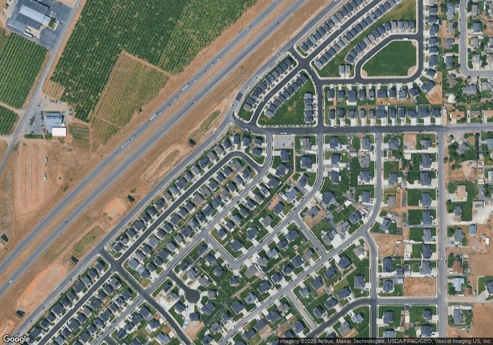 974 S Red Cliff Dr unit 135, Santaquin, UT 84655 - photo 1