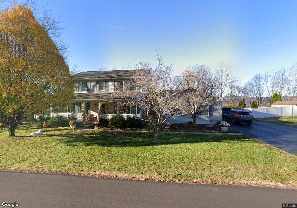 135 Hemlock St, Nanticoke, PA 18634 - photo 1