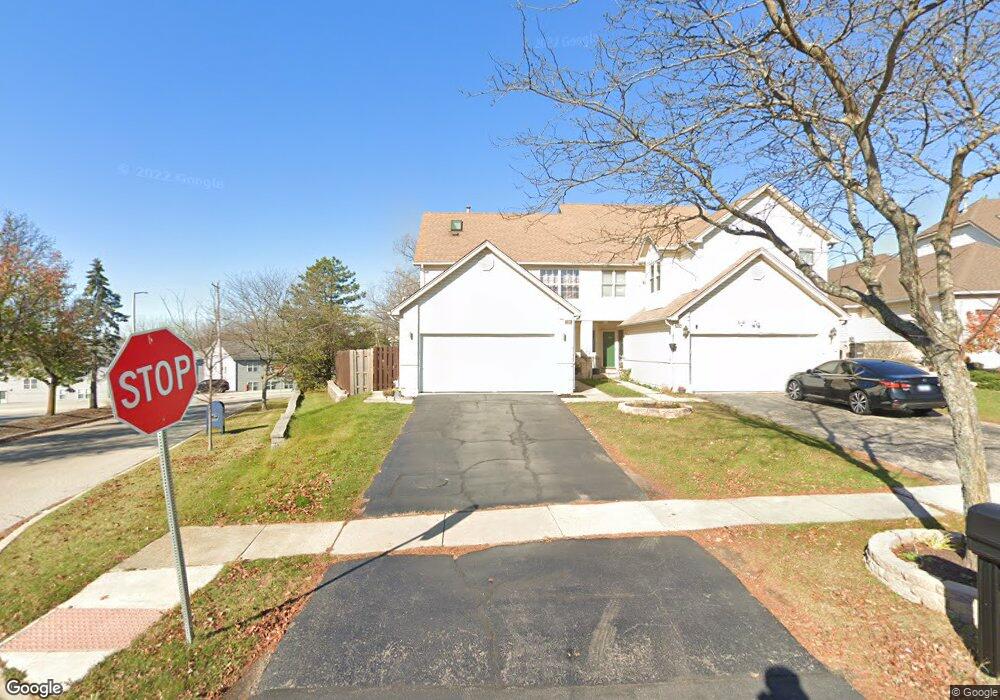 1122 Viewpoint Dr, Lake In the Hills, IL 60156 - photo 1