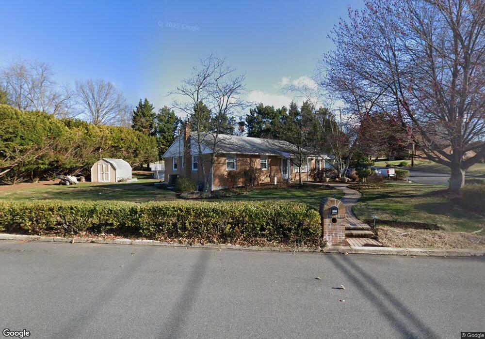2401 Berkley Rd, Reading, PA 19605 - photo 1