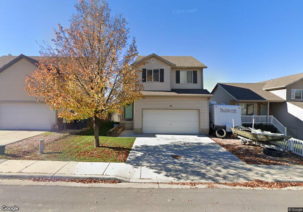 67 N Peach St, Santaquin, UT 84655 - photo 1