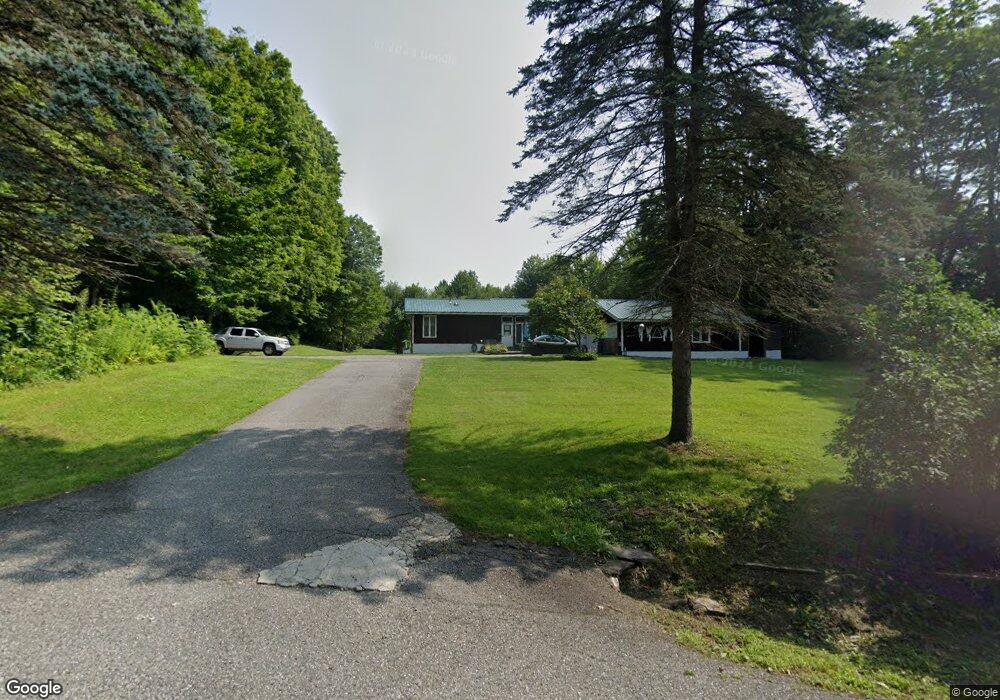 134 Hideaway St, Hardwick, VT 05843 - photo 1