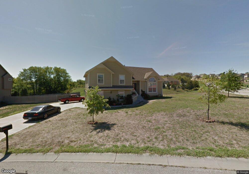 20609 W 71st Terrace, Shawnee, KS 66218 - photo 1