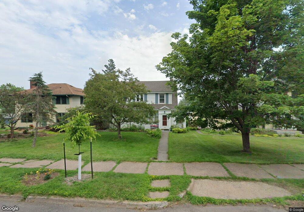 2828 E 2nd St, Duluth, MN 55812 - photo 1