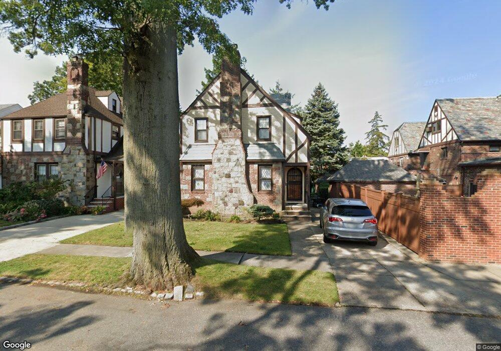 2912 168th St, Flushing, NY 11358 - photo 1