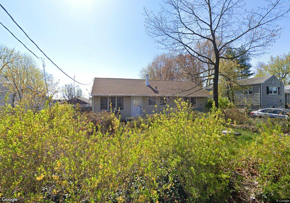 77 Remsen Cir, Yonkers, NY 10710 - photo 1